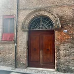 アパート San Pietro フェラーラ